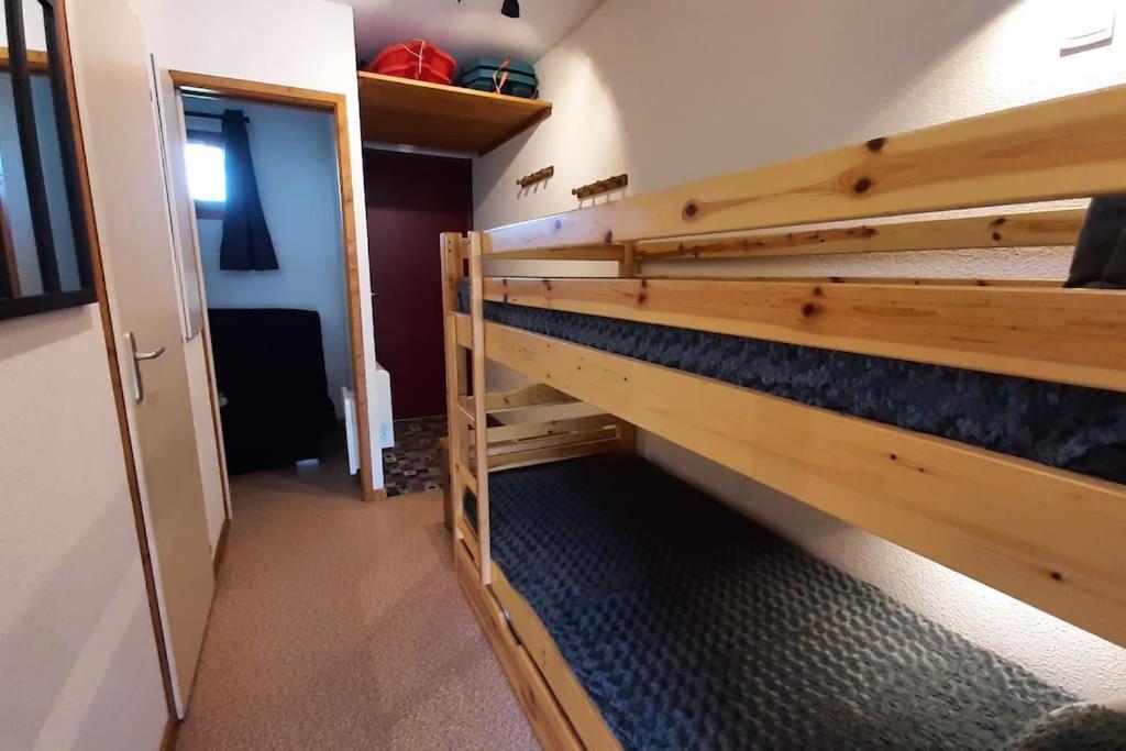 Superbe Appartement La Joue Du Loup Centre, 6 Personnes, Avec Parking Prive Le Devoluy Exterior photo